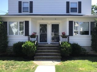 51 Northfield St #A, Greenwich, CT 06830