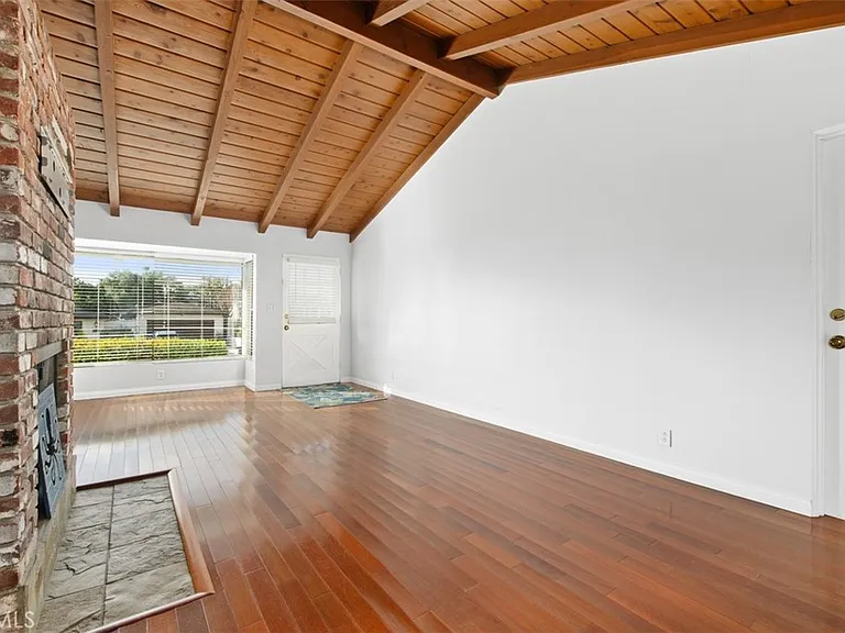 33782 Colegio Dr — Photo 8