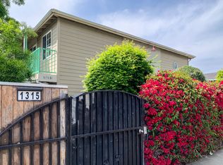 1315 N Hobart Blvd, Los Angeles, CA 90027