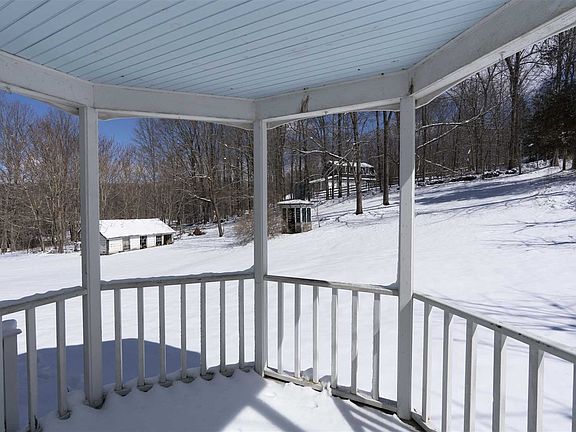 3rd image of 33 Bangall Amenia Rd