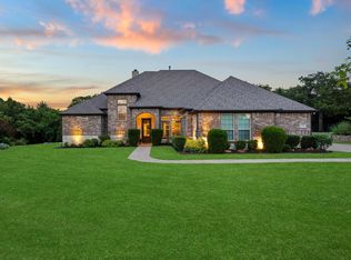 1090 Stone Trail Ln, Crossroads, TX 76227