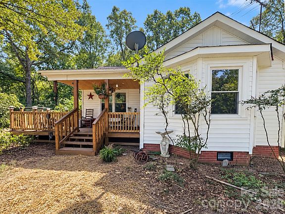 2nd image of 247 German Hill Rd