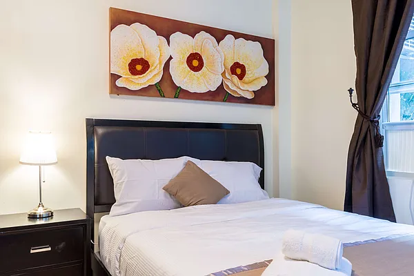 Rented by Townhouse Apartments | media 14