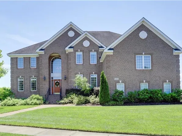 1301 Simon Dr, Chesapeake, VA 23320