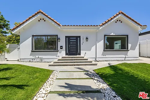 12719 Tiara St Photo 1