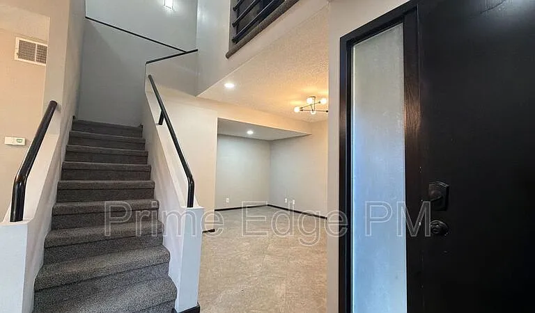 1821 Ridgehaven Ct #6 — Photo 4