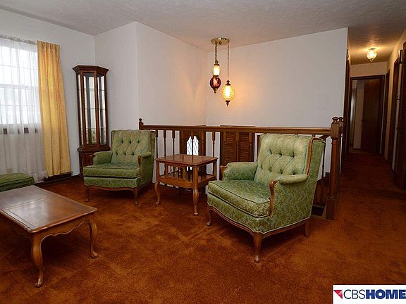 5th image of 7024 S 39th Ave