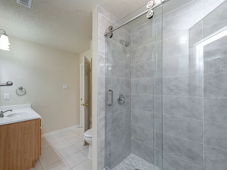 9906 Madison Dr — Photo 17