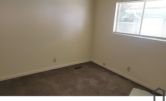 5th image of 2369 Newton St #2369