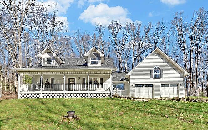 1st image of 174 Tanglewood Cir