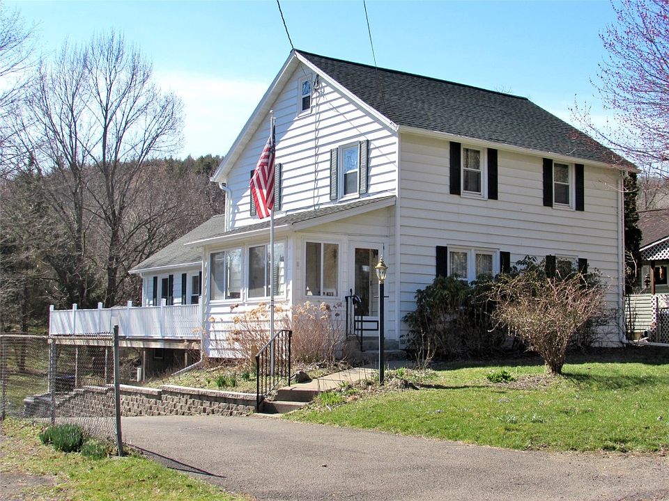 1st image of 433 Echo Rd
