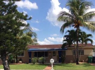 5761 NW 111th St, Hialeah, FL 33012
