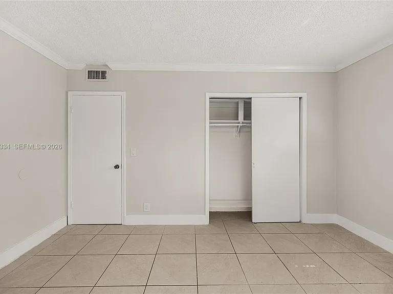 5420 Hollywood Blvd #203 — Photo 14