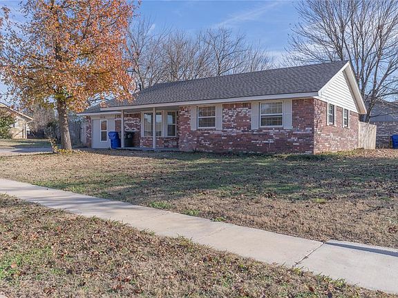 5th image of 1410 High Meadows Dr
