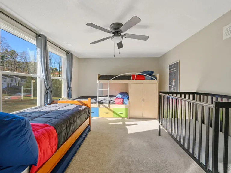Villa Green Ct — Photo 7