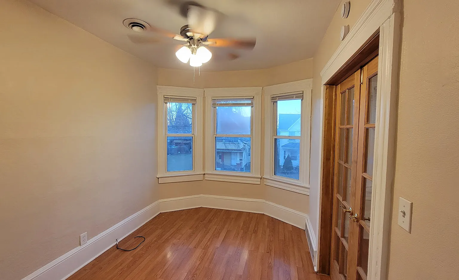 2 bed, 750 sqft, $800 — Photo 1