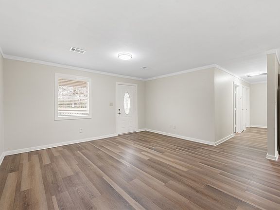 5th image of 7111 Refugio Cir