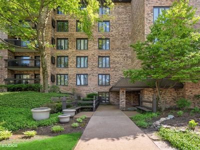 3741 Mission Hills Rd APT 209, Northbrook, IL, 60062
