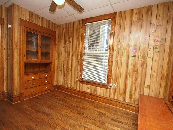 4th image of 2846 N Francisco Ave