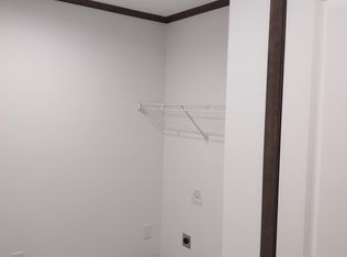 5113 Yellowwood Dr SW, Navarre, OH 44662