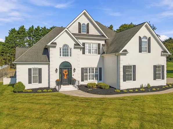 3825 Holly Berry Dr, Knoxville, TN 37938