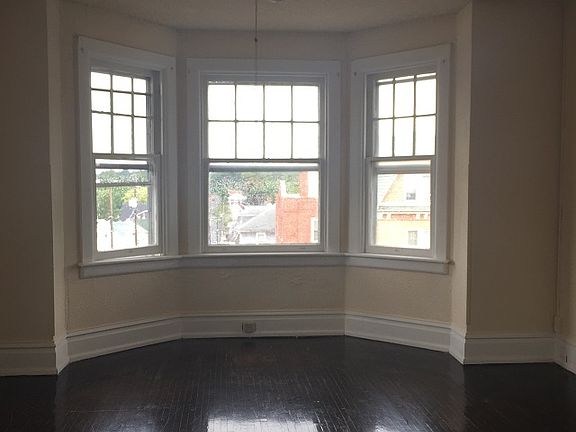 2nd image of 300 N Potomac St APT S4
