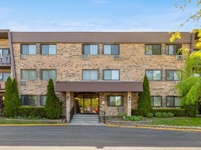 1205 E Hintz Rd UNIT 212, Arlington Heights, IL, 60004