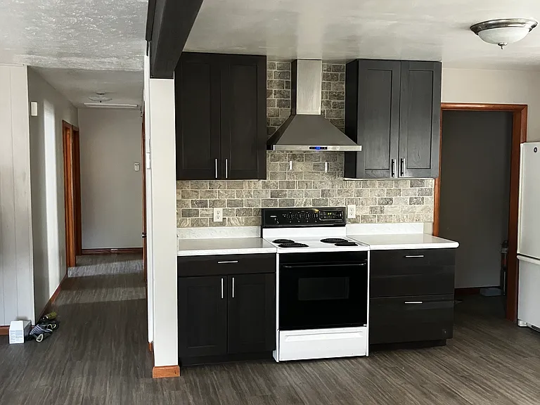 1740 Trail St — Photo 4
