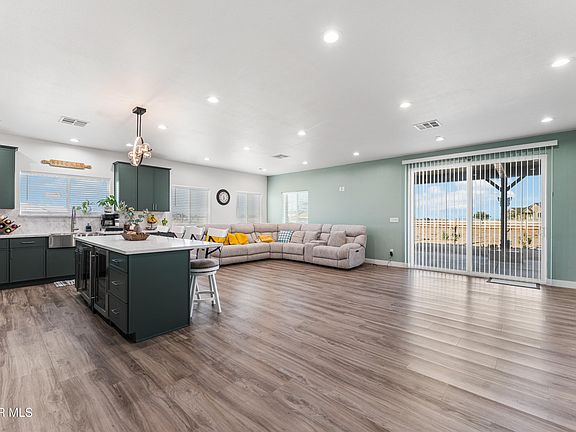 5th image of 7020 W Avenue A #8