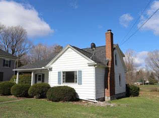 626 Main St, Derby Line, VT 05830