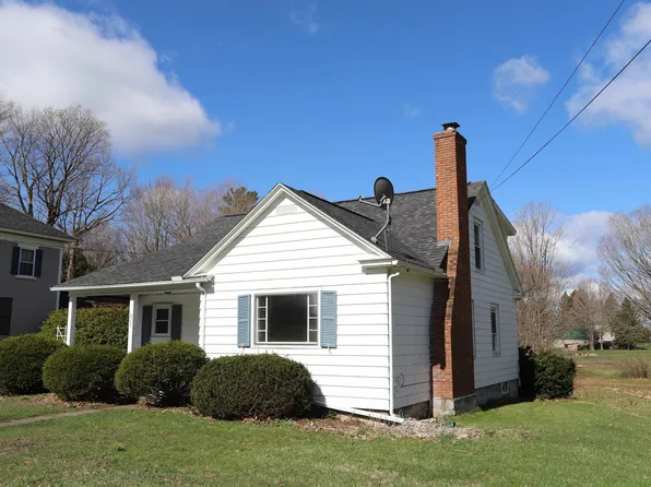 626 Main Street, Derby, VT 05830