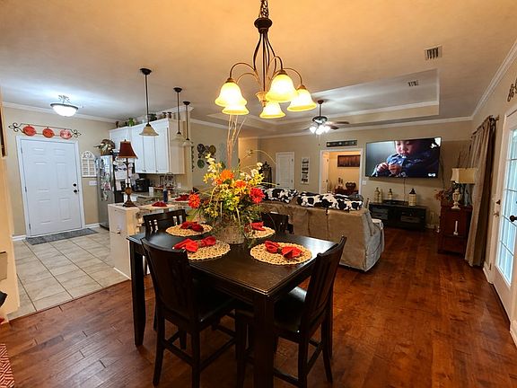 4th image of 137 Gracebrook Ct