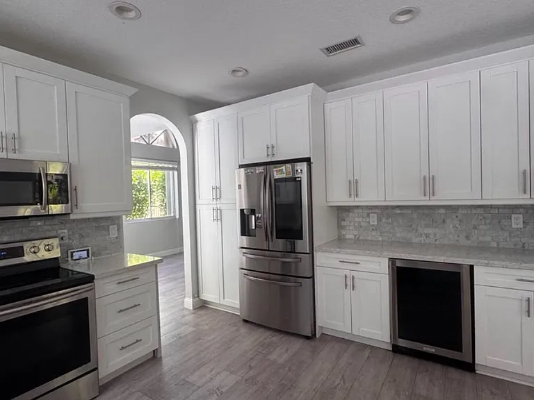 11140 Minneapolis Dr — Photo 11