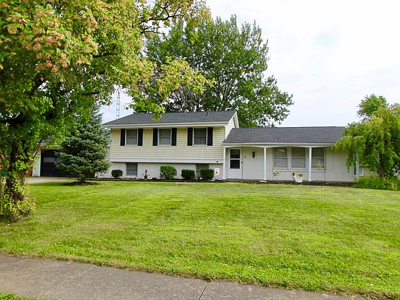 2nd image of 1085 Toulon Ave