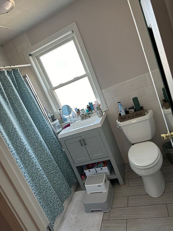 968 Broadway - Property Image