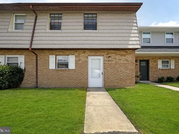 290 La Cascata Tnhs, Clementon, NJ 08021