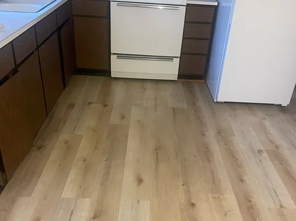 1318 Stevenson Rd, Masury, OH