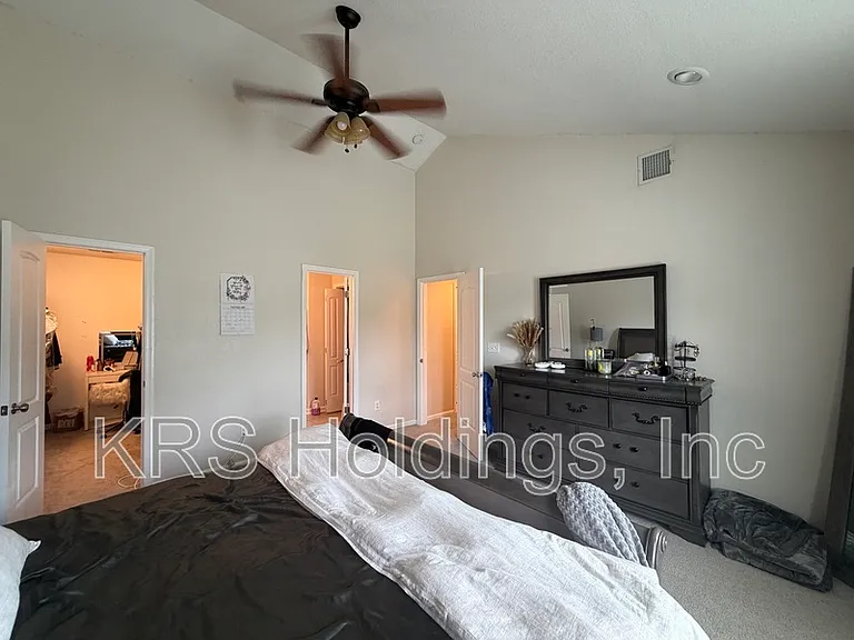 5748 Burrell Ave — Photo 8