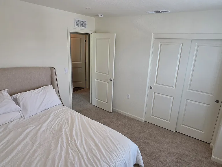 249 Sable St — Photo 14