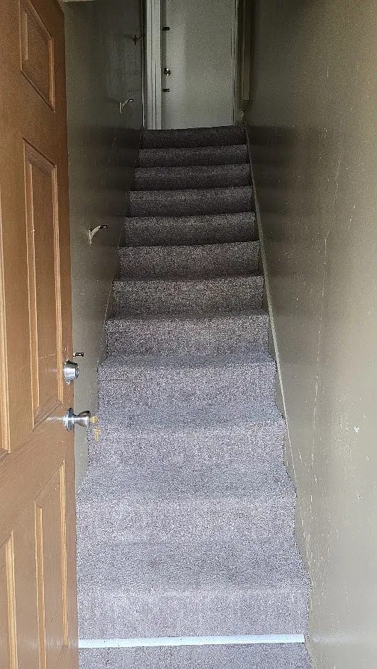 2 bed, 900 sqft, $1,200 — Photo 3