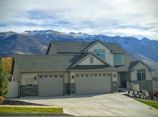 3336 N Redshoulder Dr, Layton, UT 84040