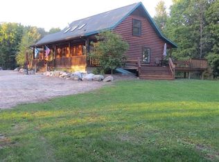 09255 Quarterline Rd, Charlevoix, MI 49720