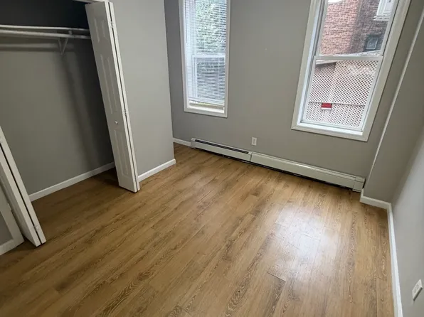 (undisclosed Address), West New York, NJ 07093