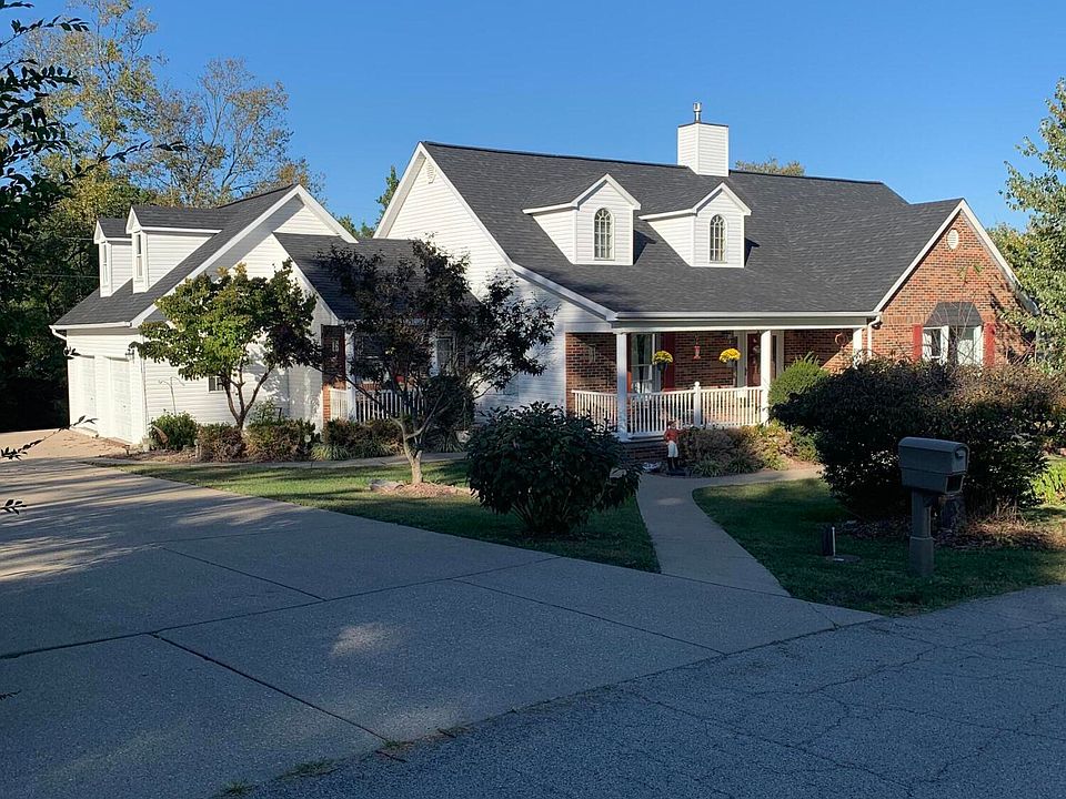 1st image of 801 Lafayette Dr