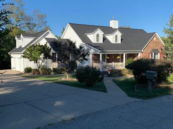 801 Lafayette Dr, Maysville, KY 41056