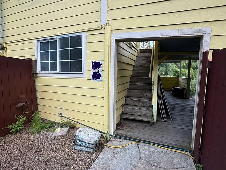 14615 River Rd #B — Photo 3