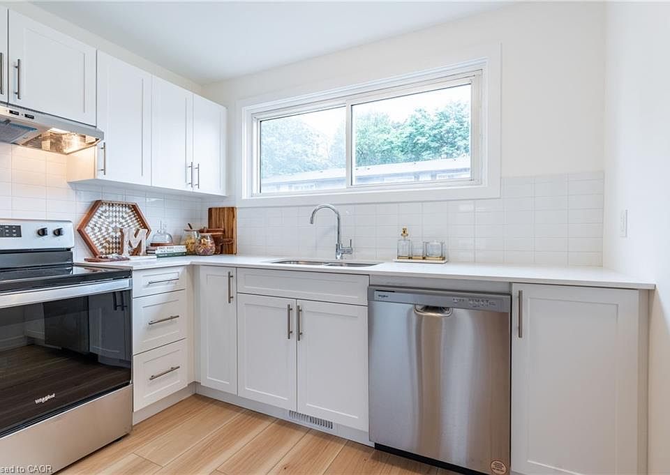 1st image of 63 Woodman Dr N