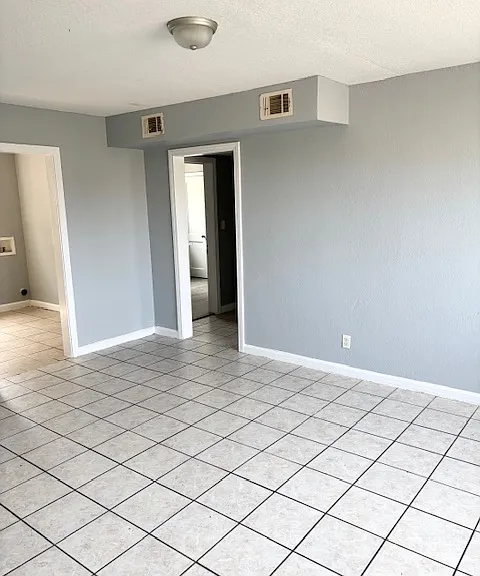 311 Forrest Ave #2 — Photo 3