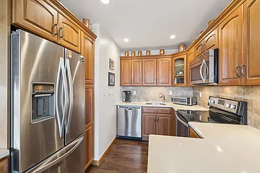 166-40 Powells Cove Boulevard, #9B