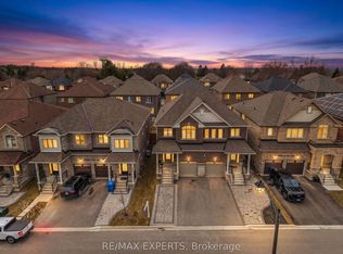 42 Frederick Taylor Way, East Gwillimbury, ON L0G1M0